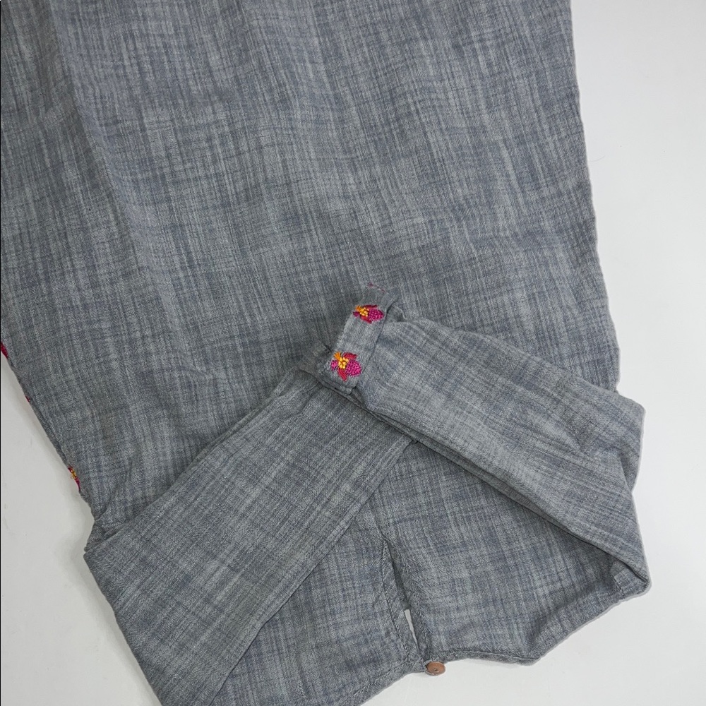 Preowned Khaadi Gray Dress with Colorful Embroidery - Picture 7 of 10